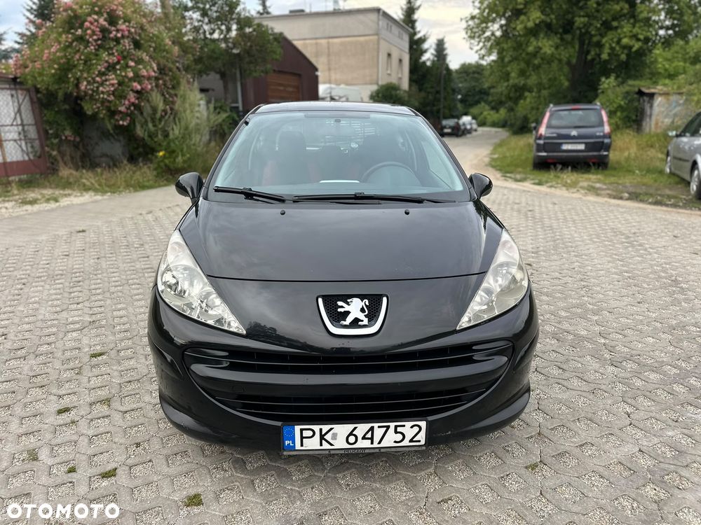 Peugeot 207 - 13
