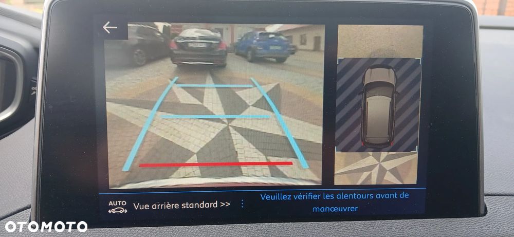 Peugeot 3008 PureTech 130 Stop & Start GPF EAT8 Allure Business-Paket - 17