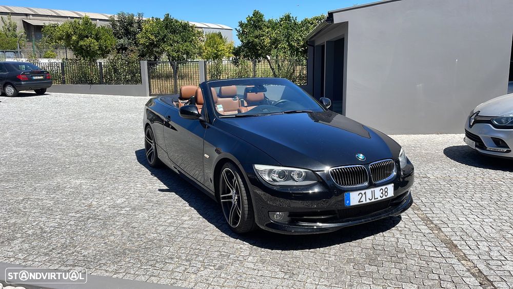 BMW 330 d Auto - 12