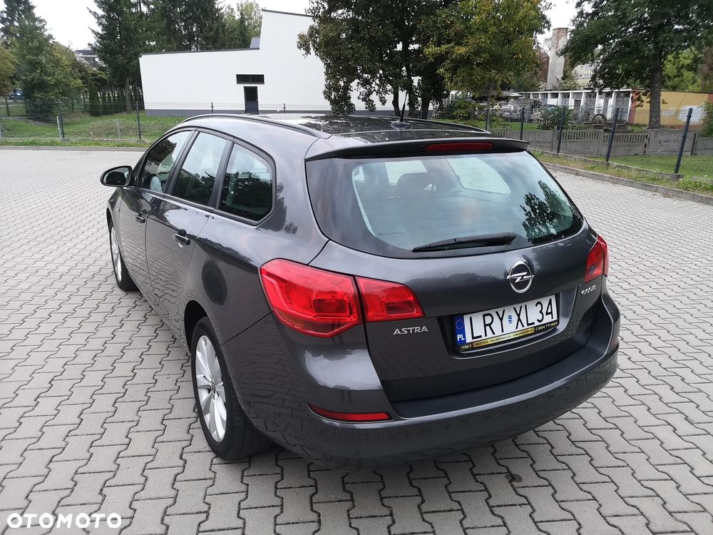 Opel Astra 1.4 ecoFLEX Sport - 32