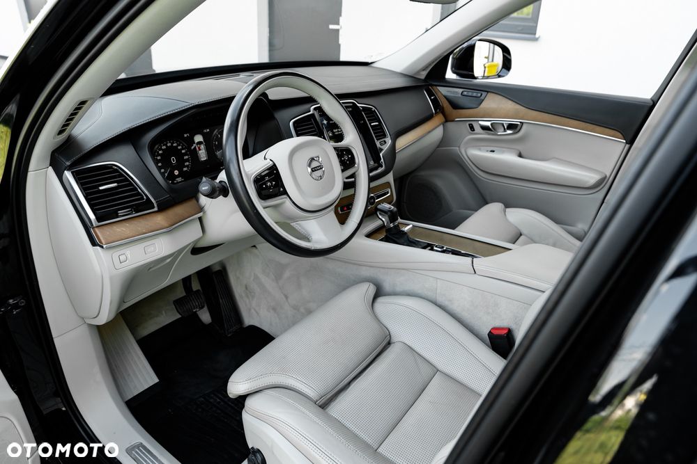 Volvo XC 90 T6 AWD Geartronic Inscription - 17