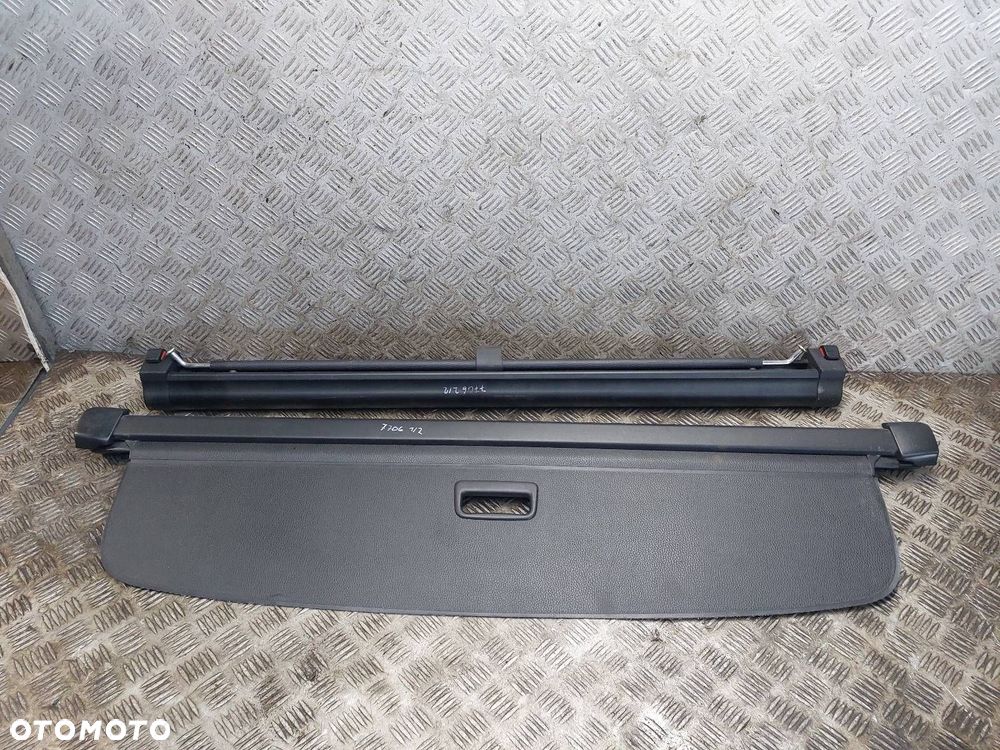 ROLETA BAGAŻNIKA VOLKSWAGEN GOLF VI KOMBI 1K9867871A 1K9861691 ID: 236305 - 1