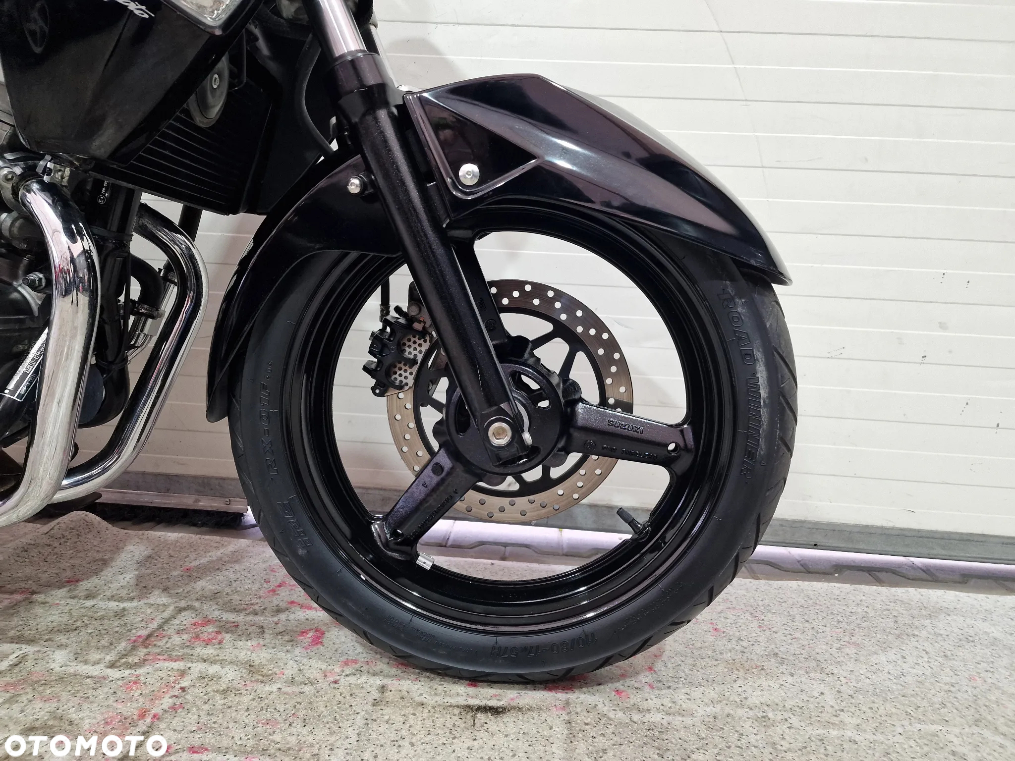 Suzuki GW 250 - 12