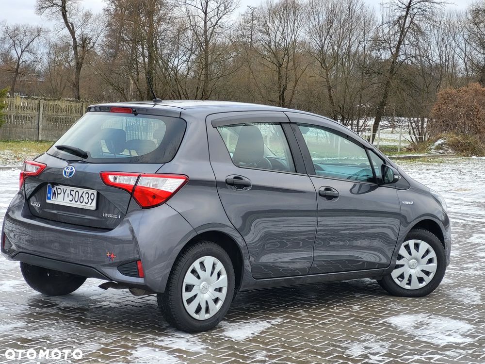Toyota Yaris - 11