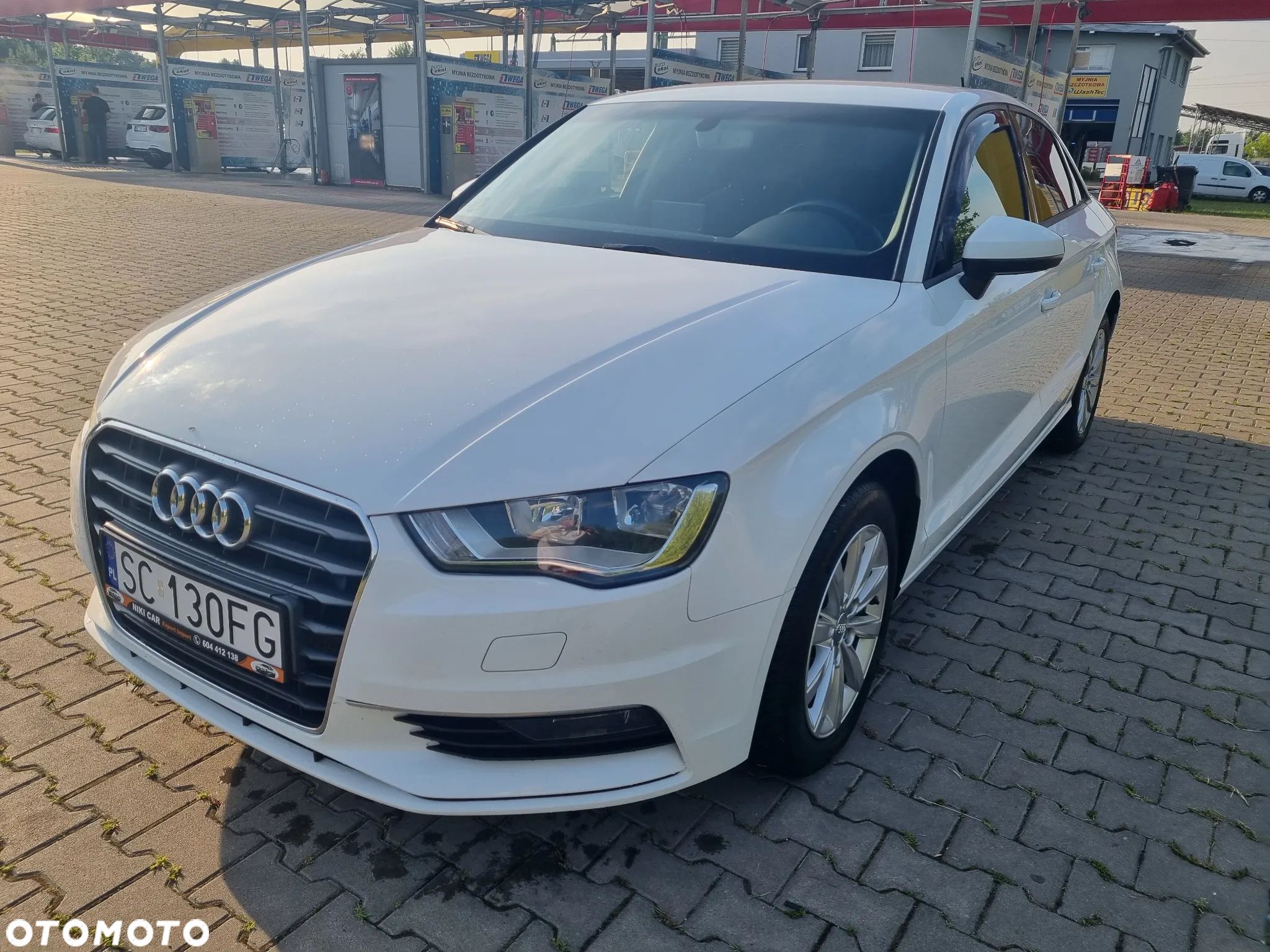 Audi A3 1.6 TDI Limousine S tronic design - 1