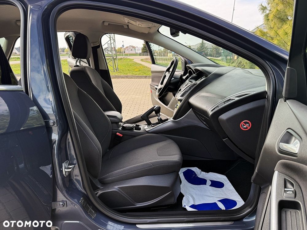 Ford Focus 1.6 TDCi DPF Titanium - 25