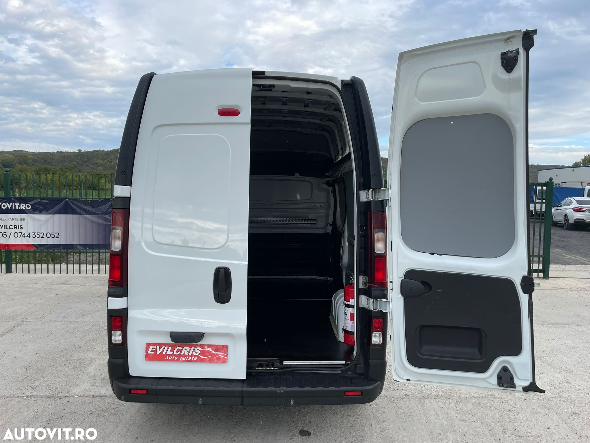 Renault Trafic L2H2 SUPRAINALTAT - 14