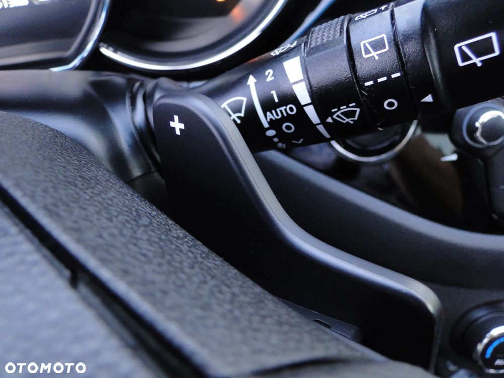 Kia ProCeed 1.6 GDI DCT Spirit - 24