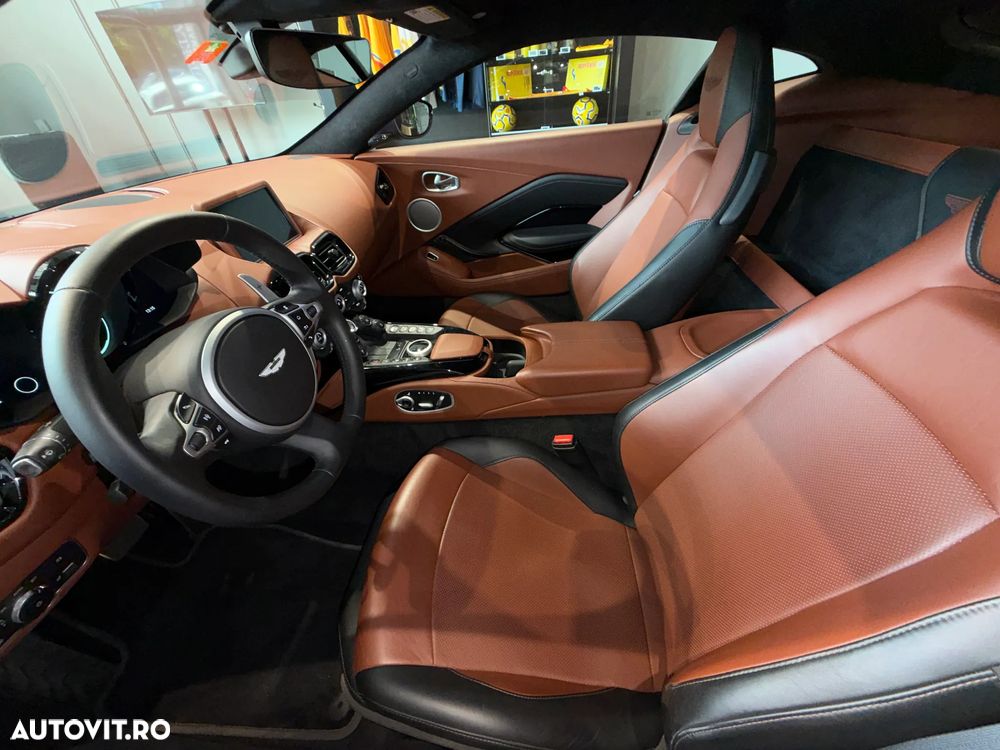 Aston Martin V8 Vantage Standard - 13