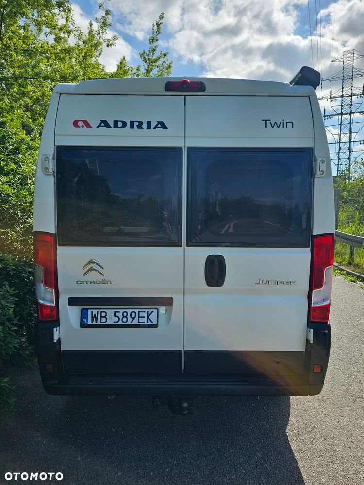 Adria TWIN 600 LUX Zimowy Hak MAX doposażony - 5