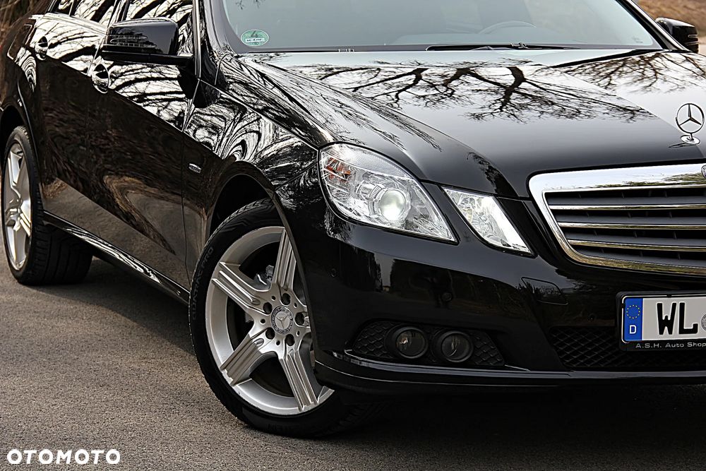 Mercedes-Benz Klasa E 200 BlueEFFICIENCY Elegance - 15