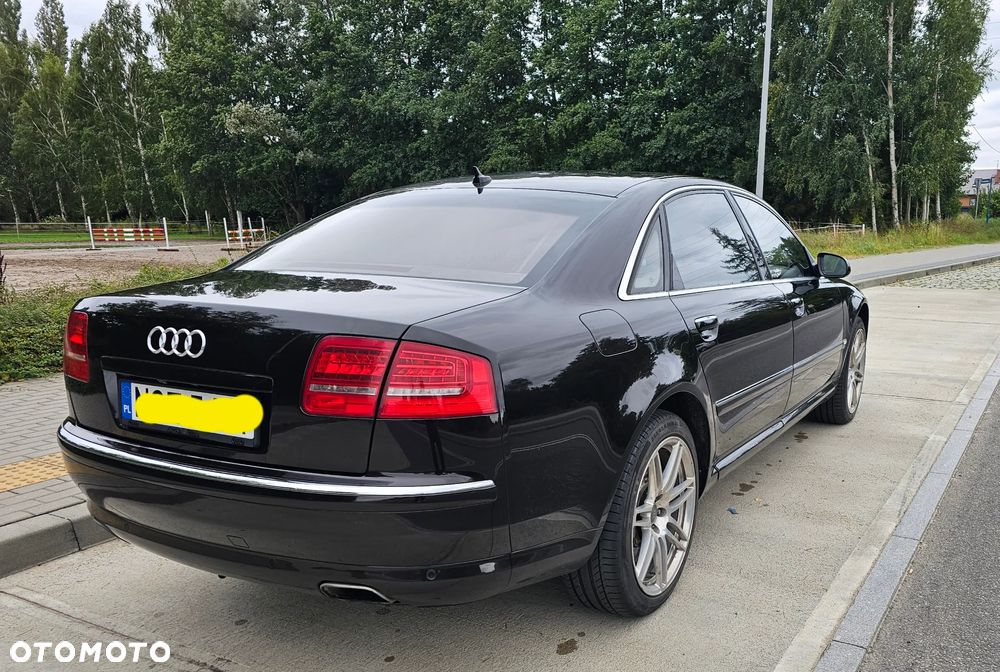 Audi A8 6.0 L Quattro - 5