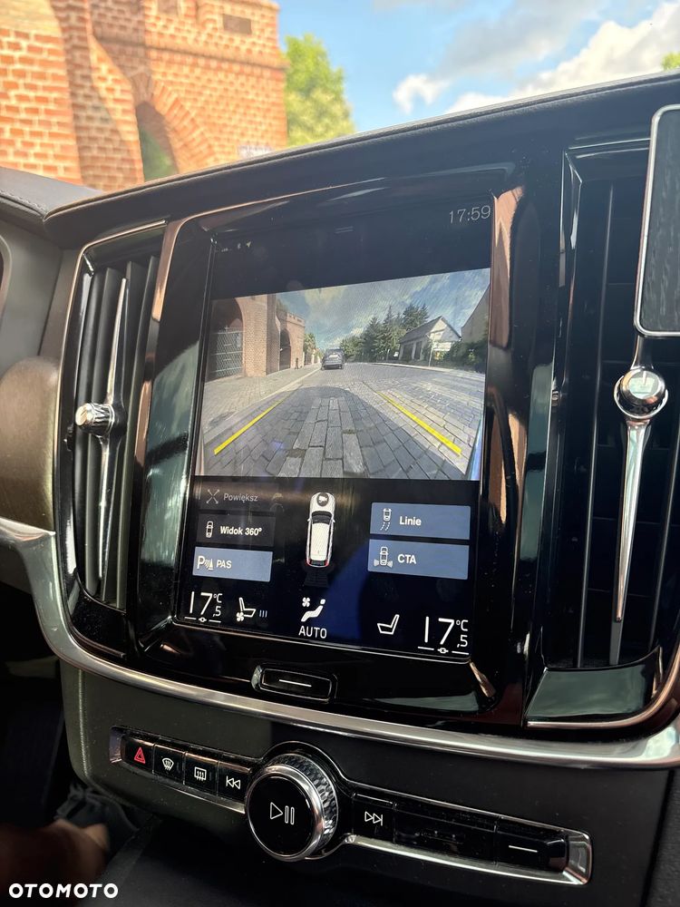 Volvo V90 Cross Country D5 AWD - 22