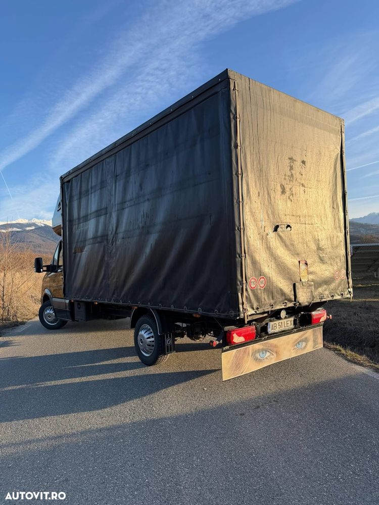 Mercedes-Benz Sprinter - 4