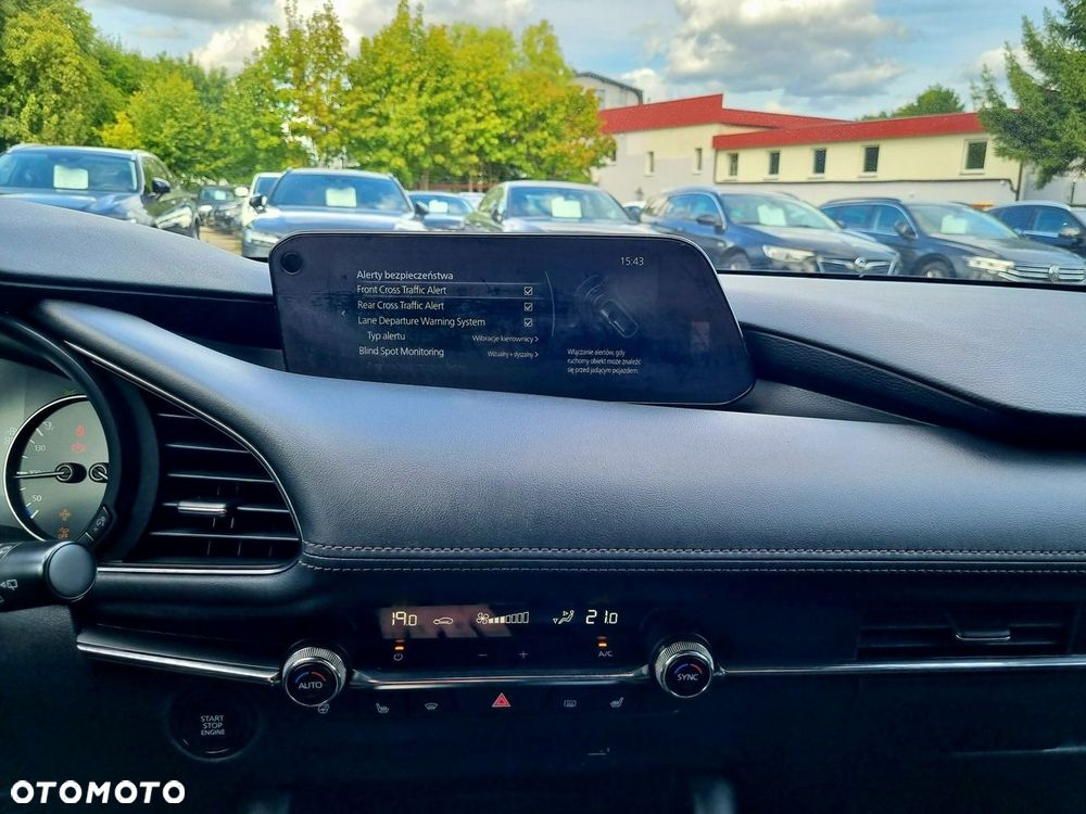 Mazda 3 SKYACTIV-G 2.0 M-Hybrid DRIVE - 20