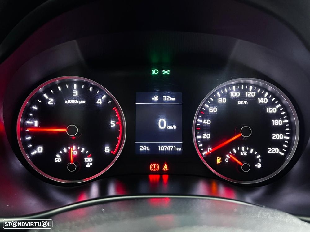 Kia Stonic 1.6 CRDi TX - 24
