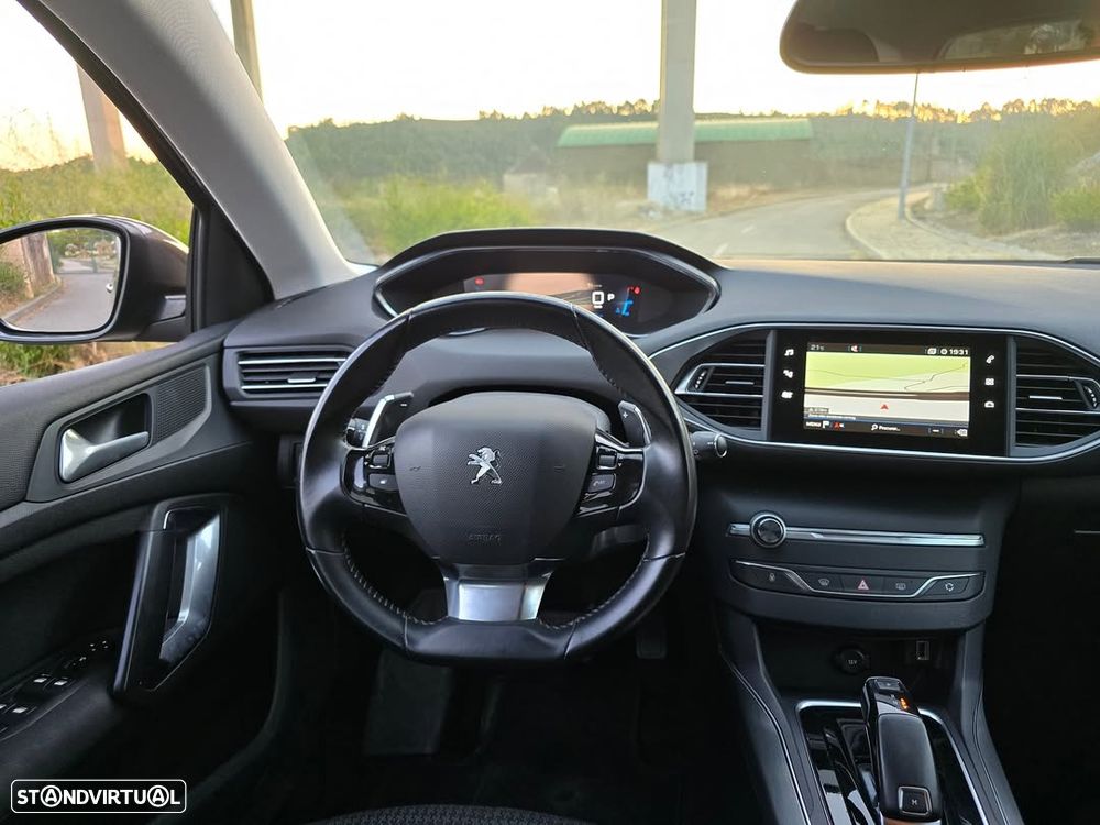 Peugeot 308 SW 1.5 BlueHDi Style EAT8 - 5