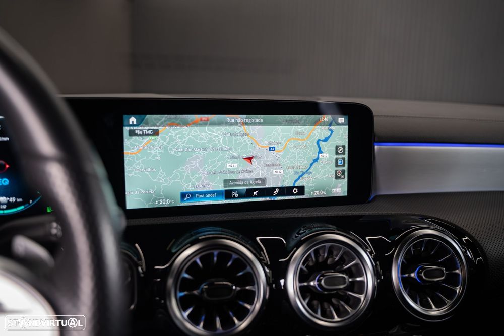 Mercedes-Benz A 250 e AMG Line - 36