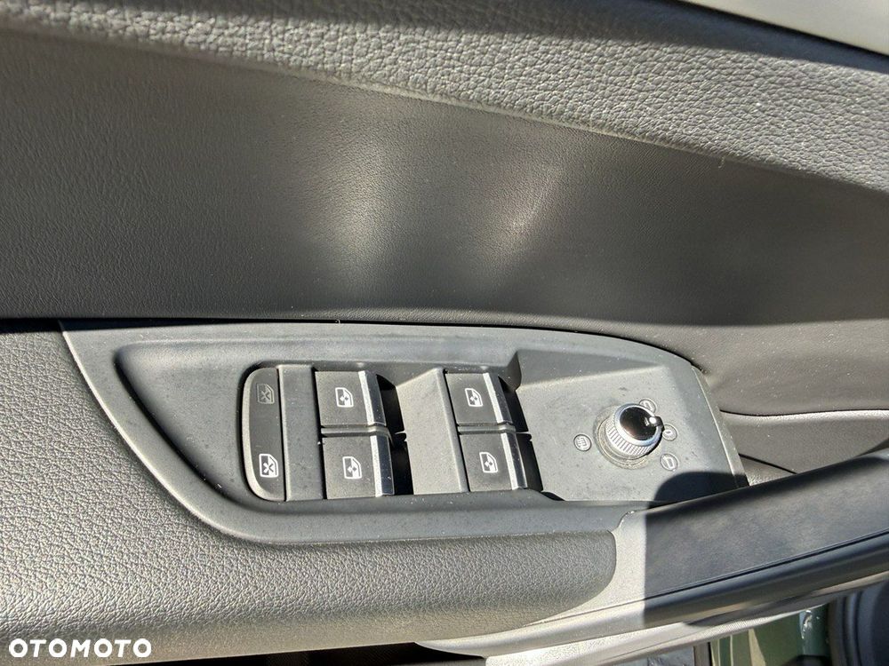 Audi Q5 50 TFSI e Quattro S Line S tronic - 30