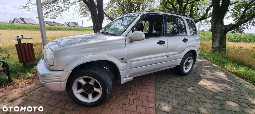 Suzuki Vitara 2.0 V6 Long - 1