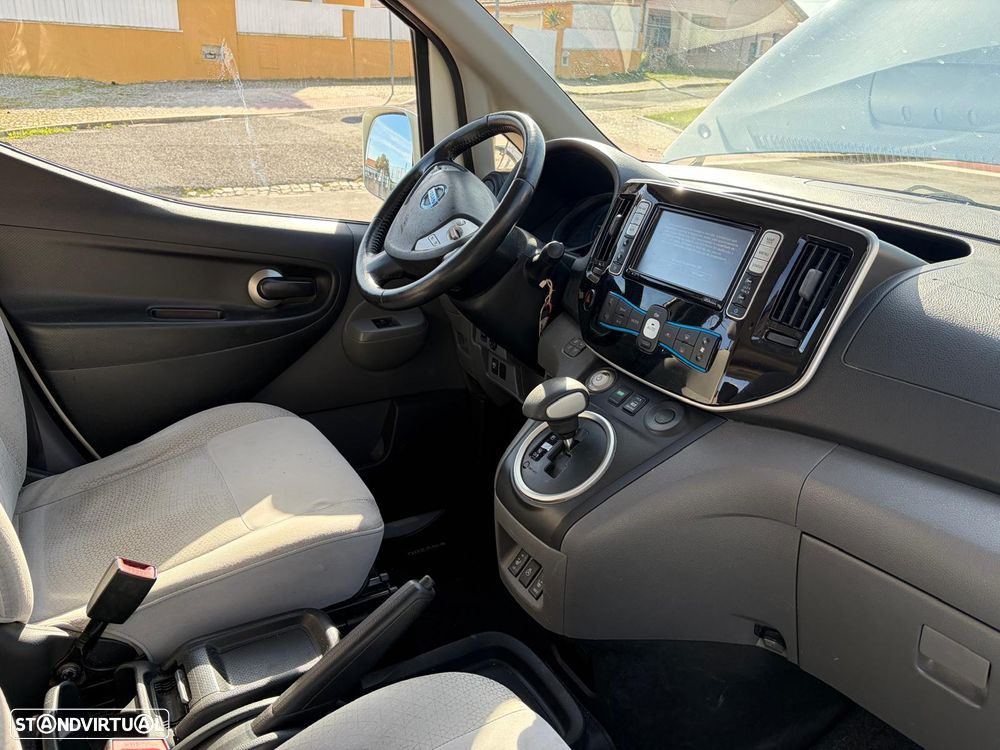 Nissan NV200 Combi - 3