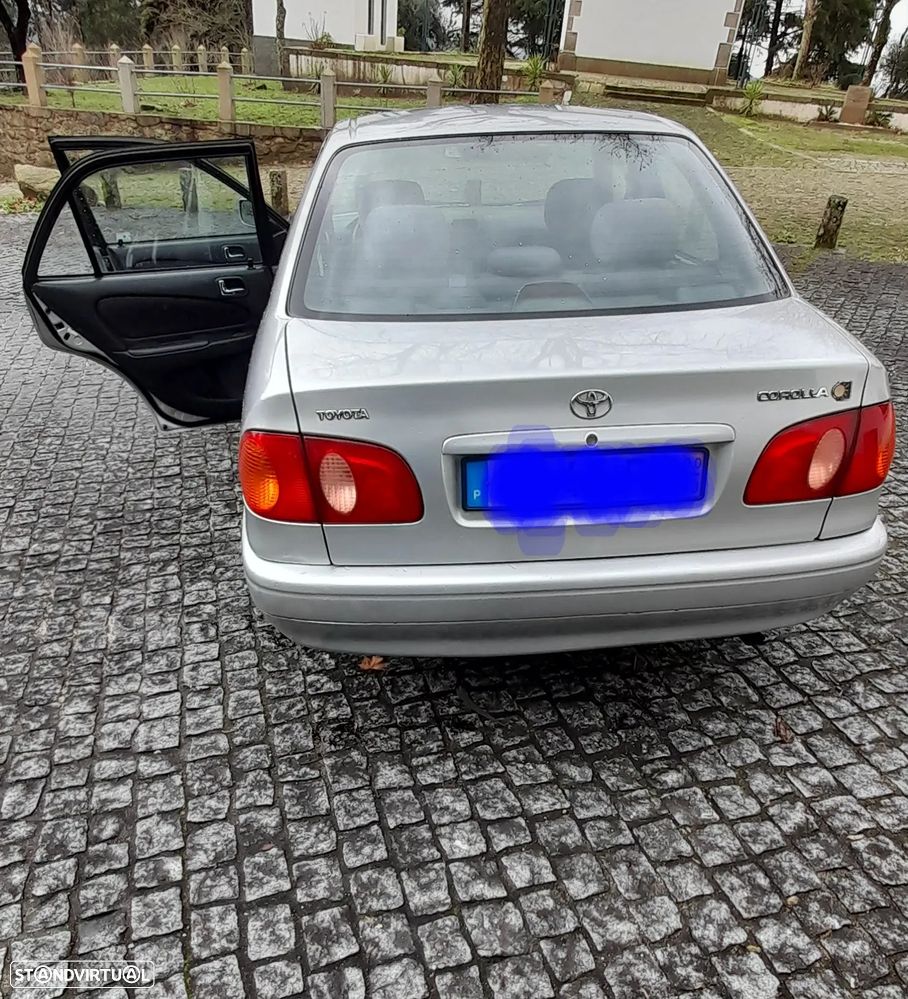 Toyota Corolla L/B 1.4 Base - 3