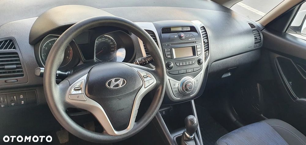 Hyundai ix20 - 11