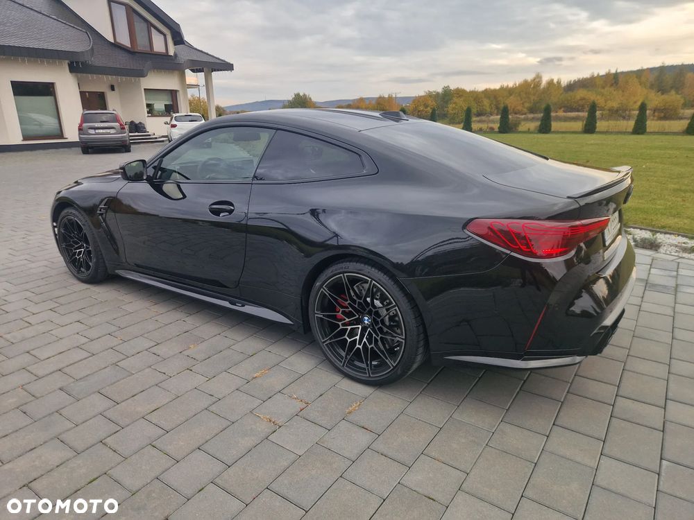 BMW M4 2025 photo 3