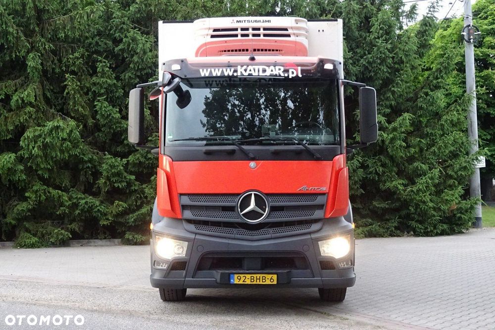 Mercedes-Benz Antos 2840 sypialna euro 6 kontener chłodnia 18 palet 3 osie - 1
