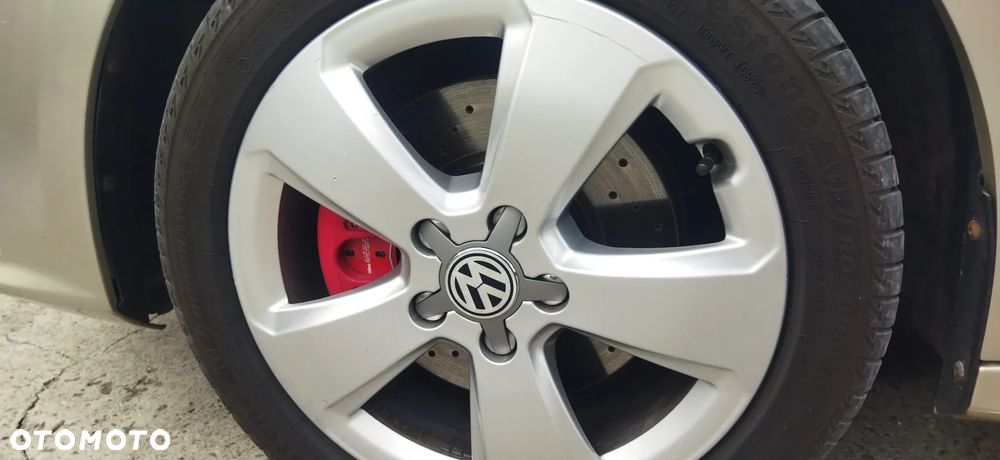 Volkswagen Jetta - 11