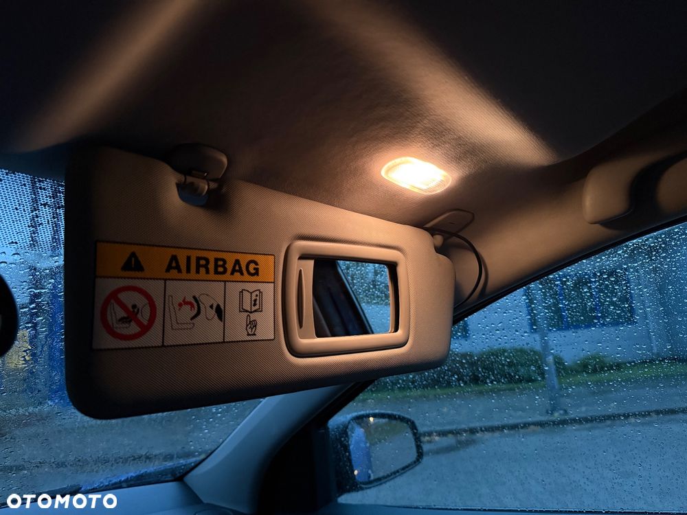 Renault Megane TCe 180 GT - 34