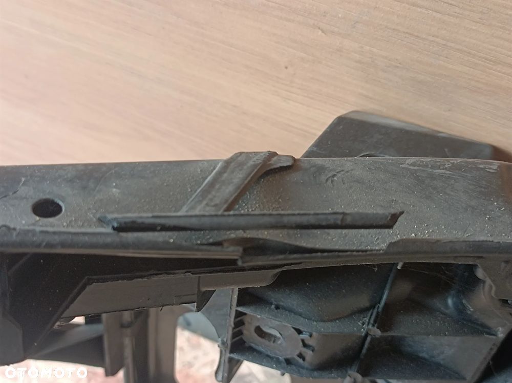 Wzmocnienie pas przedni Kia Ceed I 06-12 64101-1H000 - 5