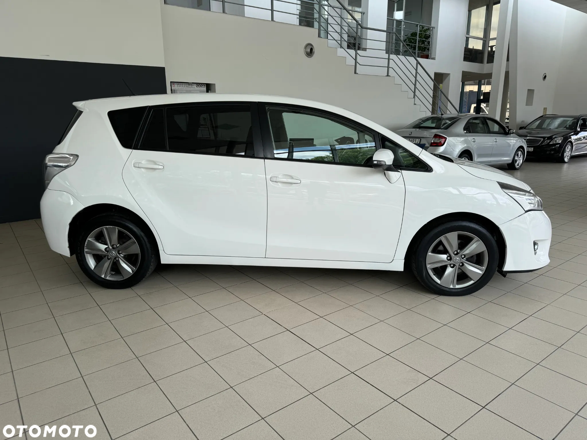 Toyota Verso 1.6 D-4D Active 7os - 9
