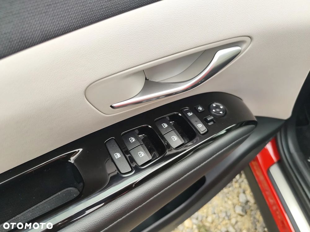 Hyundai Tucson 1.6 T-GDi 48V Platinum 4WD DCT - 11