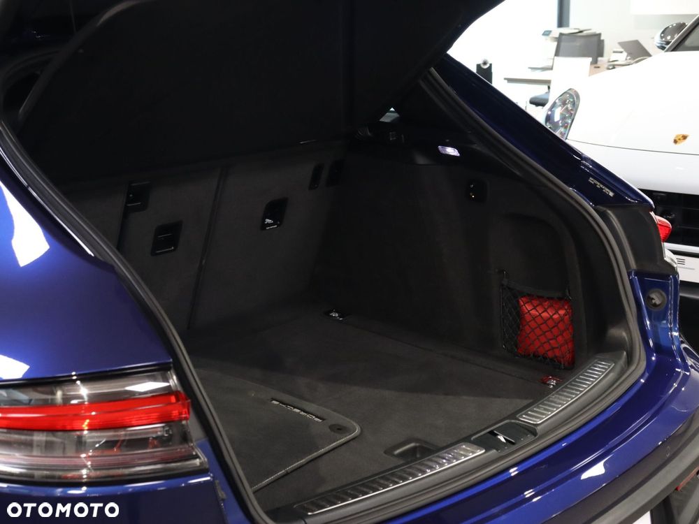 Porsche Macan Standard - 36