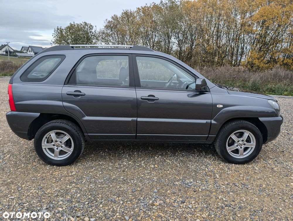 Kia Sportage 2.0 2WD LX - 22