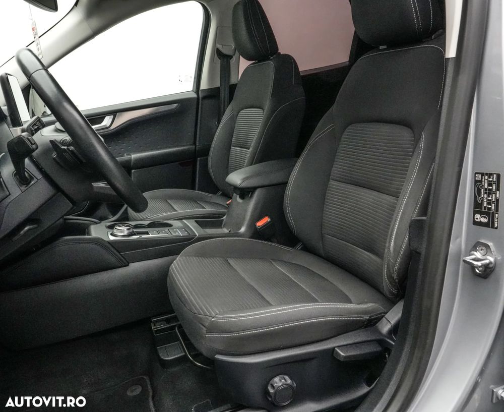 Ford Kuga 1.5 EcoBlue A8 FWD Titanium - 13