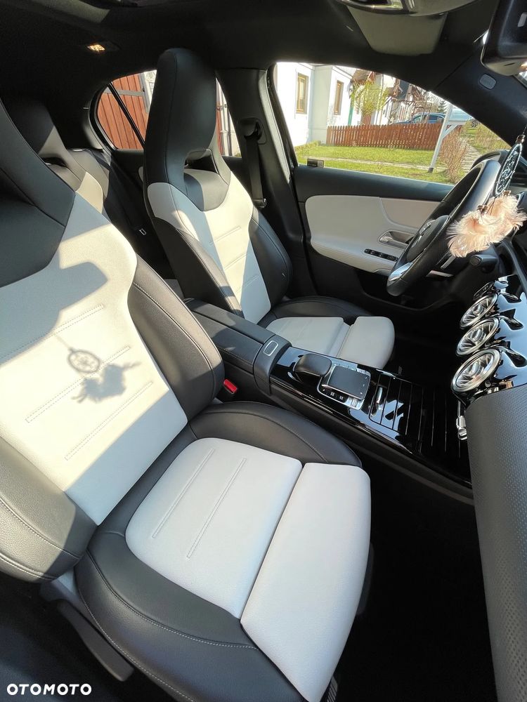 Mercedes-Benz Klasa A 200 AMG Line 7G-DCT - 12