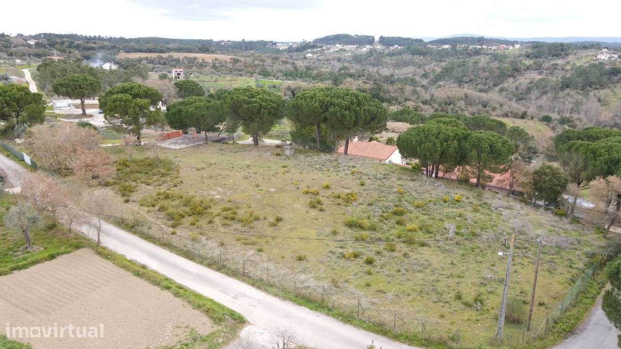 Moradia T1 localizada em Vale Travesso, Ourém! - Grande imagem: 3/11