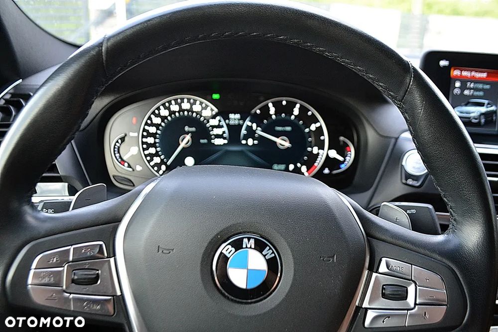 BMW X4 xDrive20d xLine sport - 32