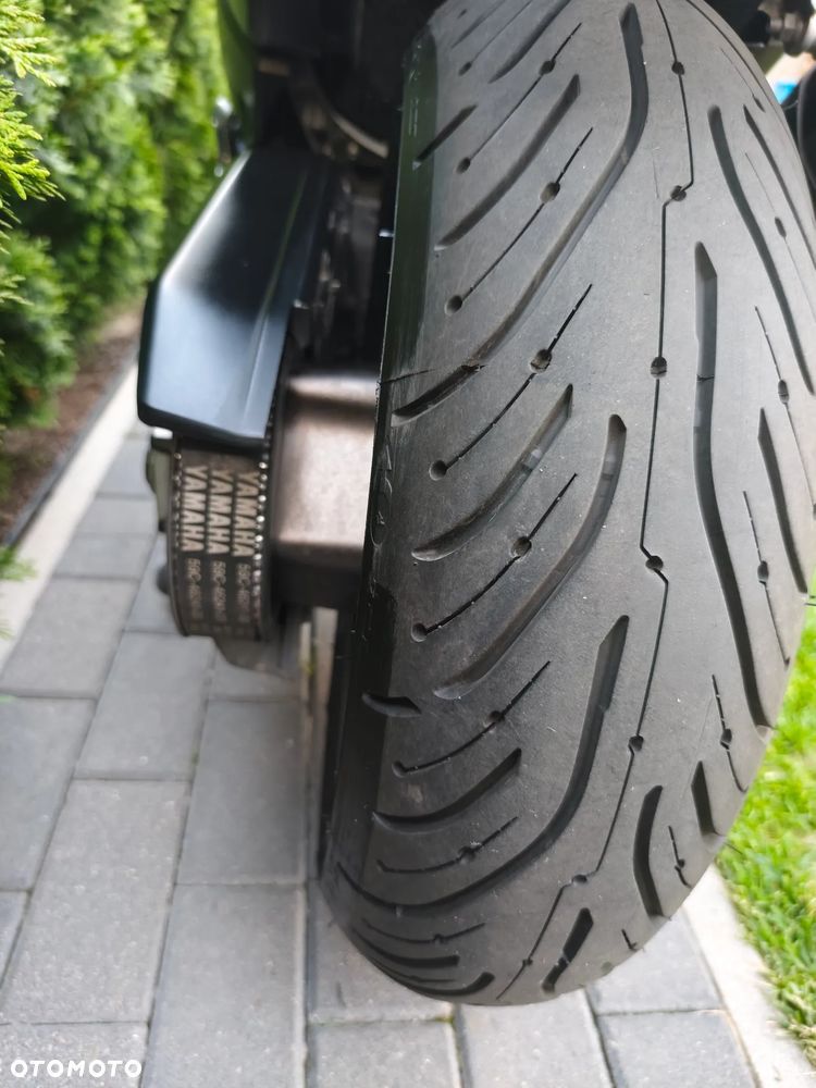 Yamaha Tmax - 11