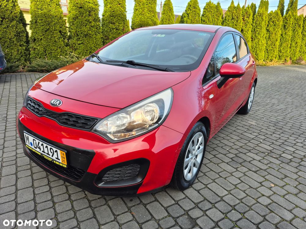 Kia Rio 1.2 Attract - 14