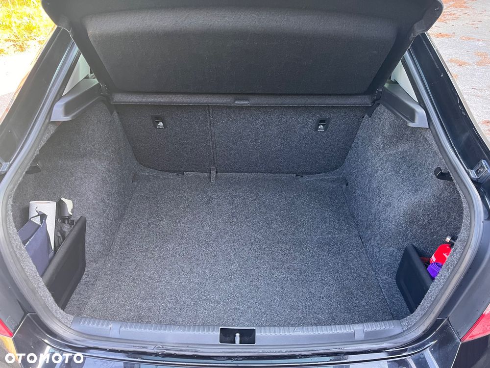 Skoda RAPID 1.2 TSI Elegance - 18
