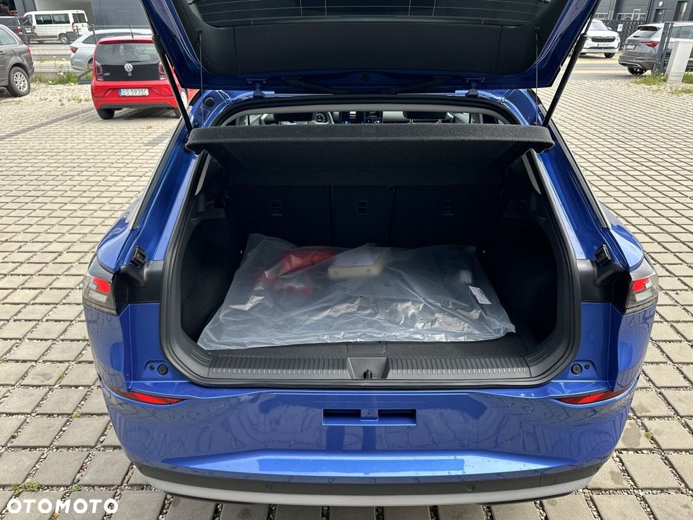 Volkswagen T-Roc 1.5 eTSI Life DSG - 18