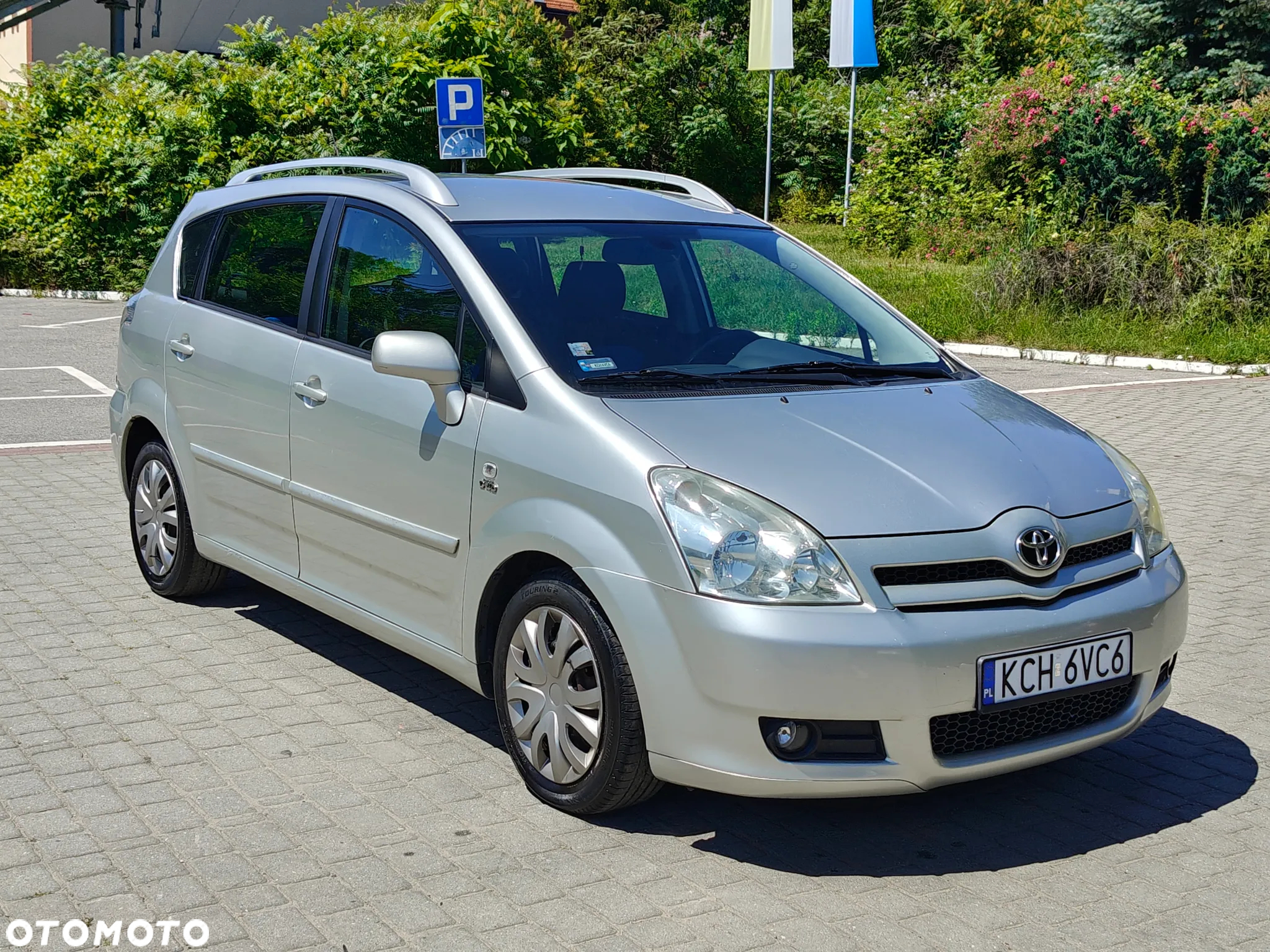 Toyota Avensis 2.0 D-4D - 11