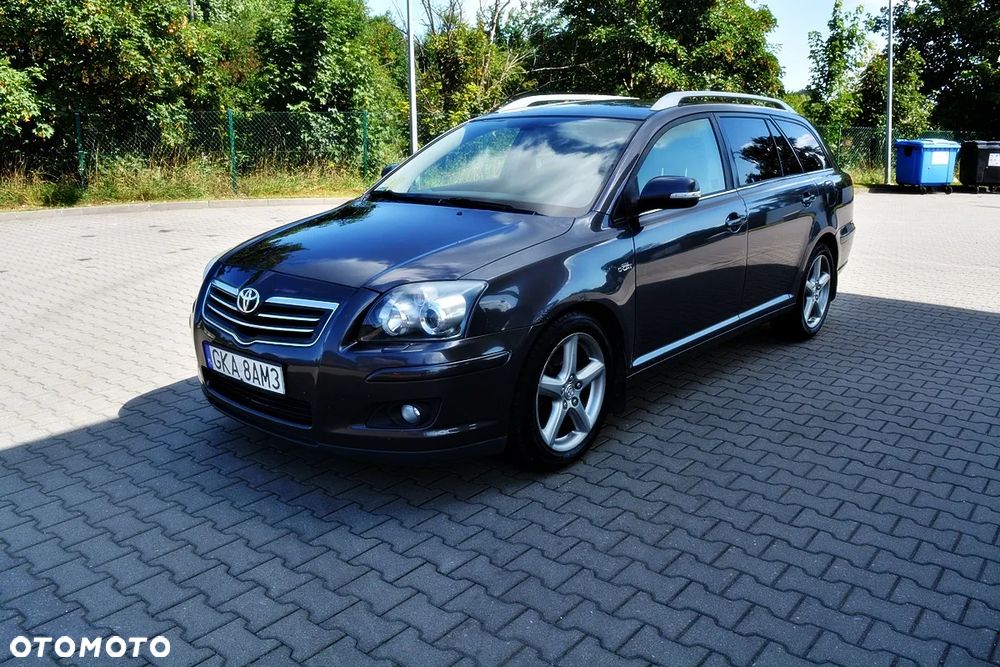 Toyota Avensis 2.2 D-4D Sol - 1