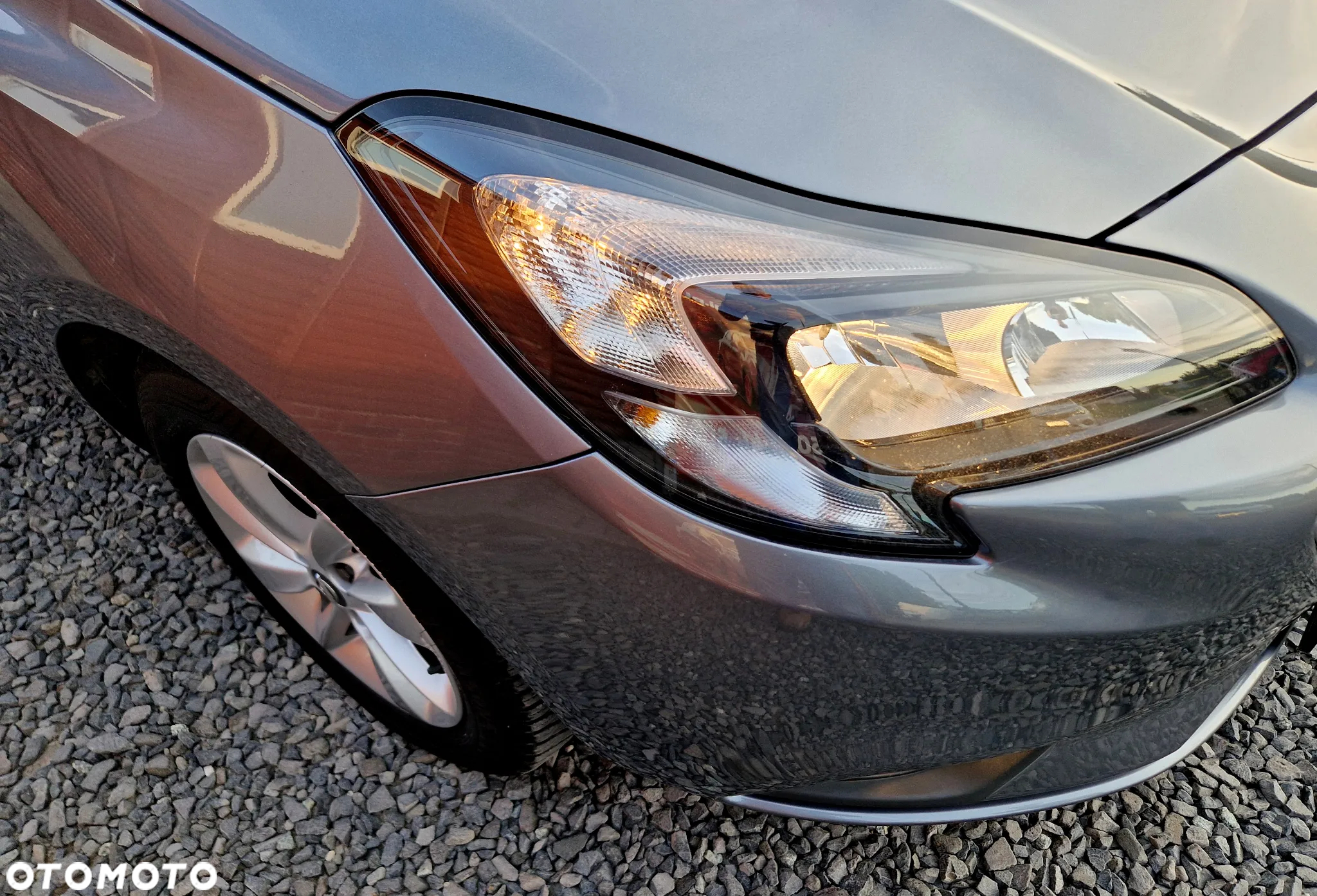 Opel Corsa 1.4 Color Edition - 36