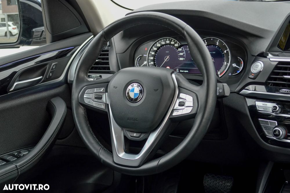 BMW X3 xDrive20d AT xLine - 6