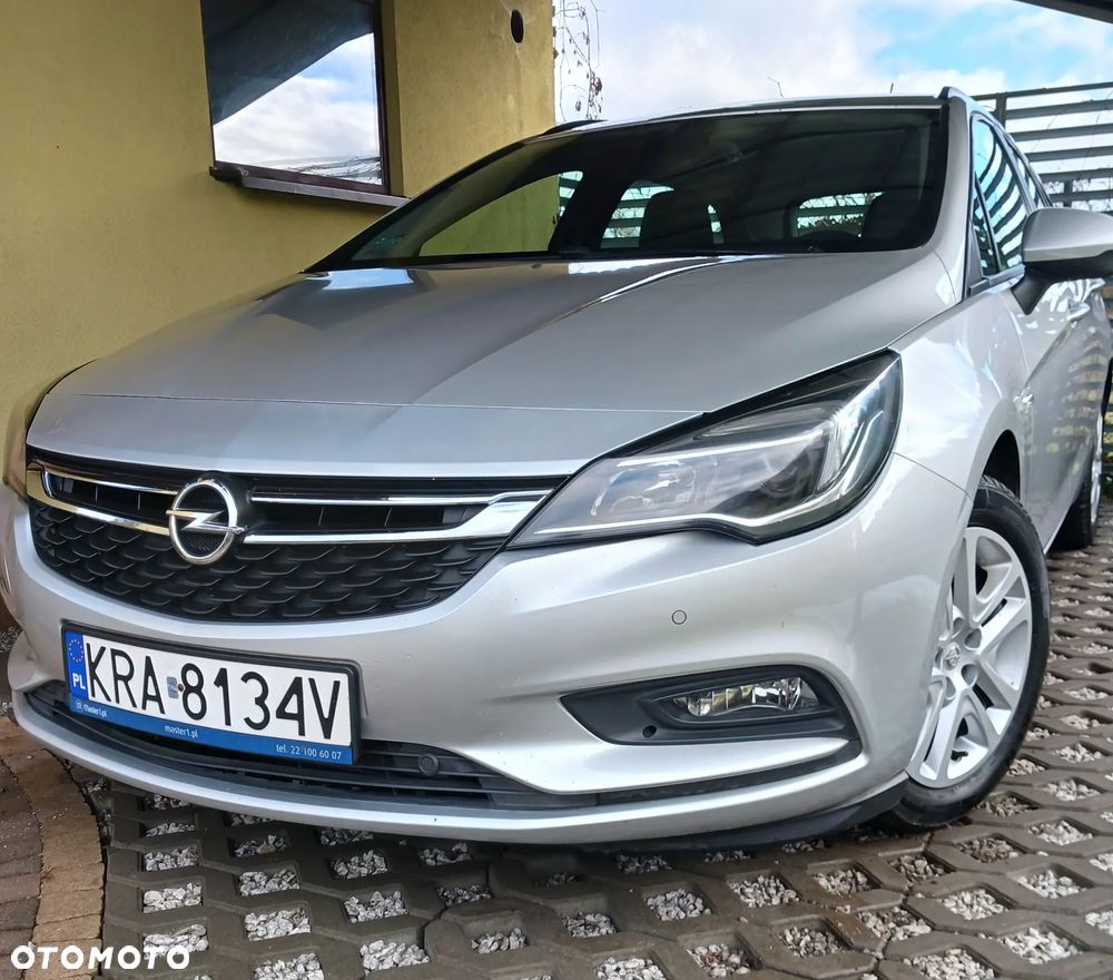 Opel Astra 1.6 CDTI Enjoy - 1