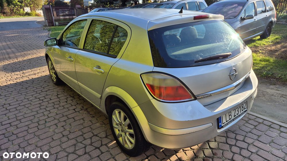 Opel Astra - 3